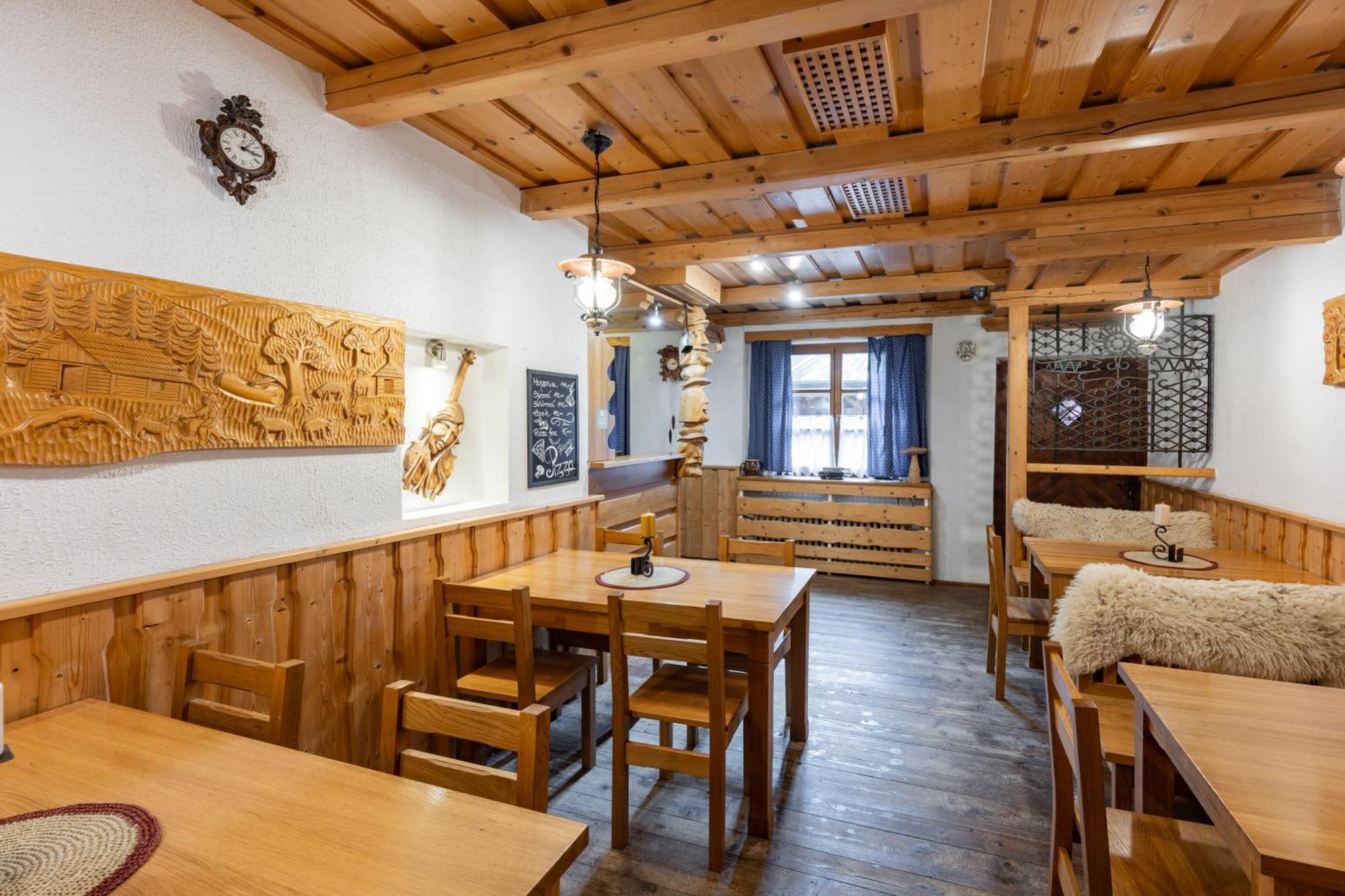Horsky Hotel Kycerka Velké Karlovice Exterior foto